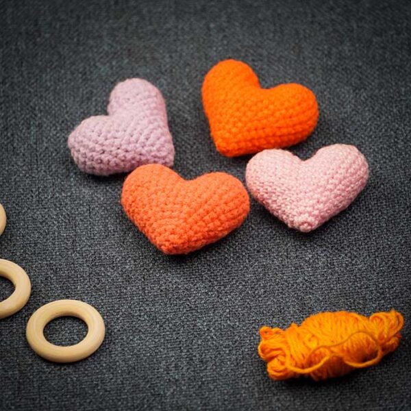 Pici amigurumi szívek