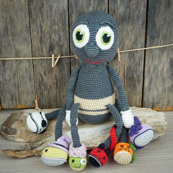 amigurumi spider